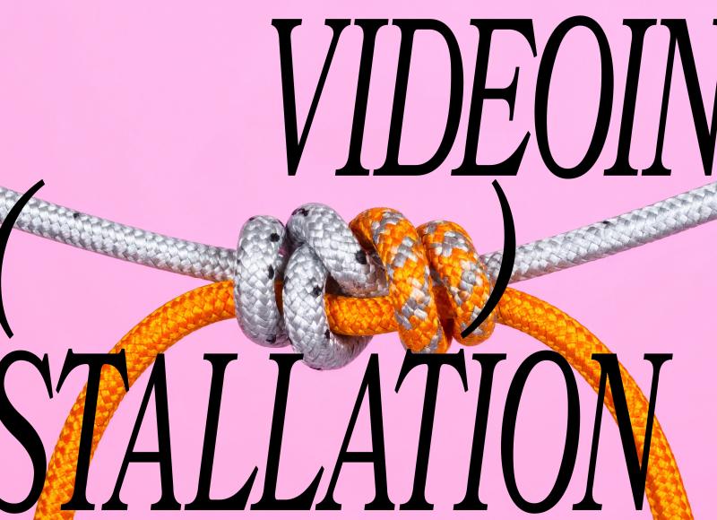 ( ) Videoinstallation